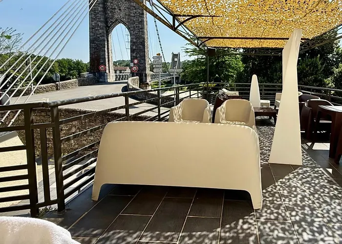 Logis Hotel Restaurant Bellevue